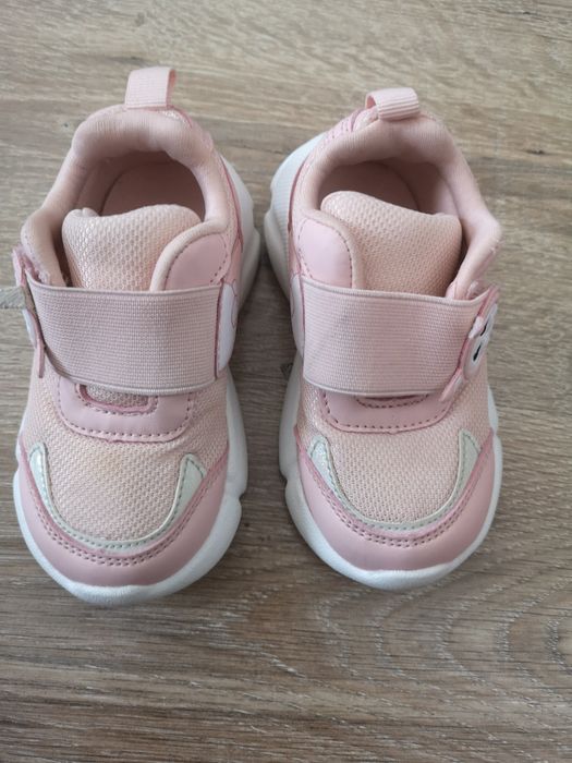 Buty dla dziewczynki