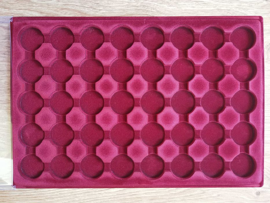 Nieużywana paleta, album na monety bilony.