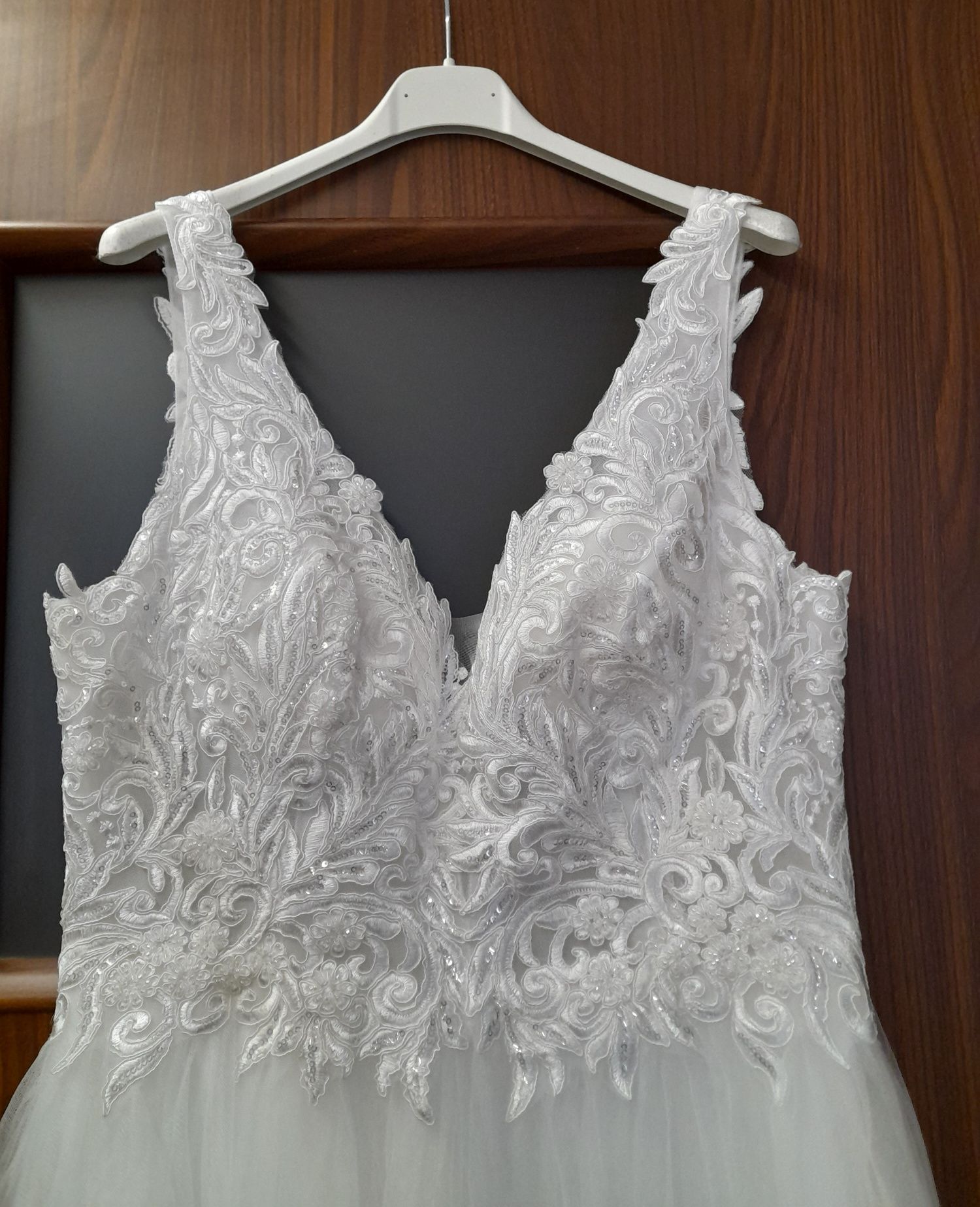 Piękna suknia ślubna biała tiul koronka na ramiączkach NOWA XL 42