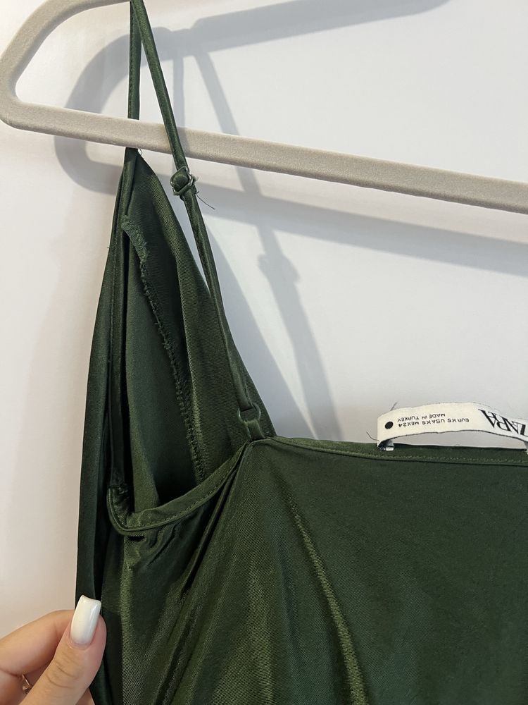 Гарна сукня від zara