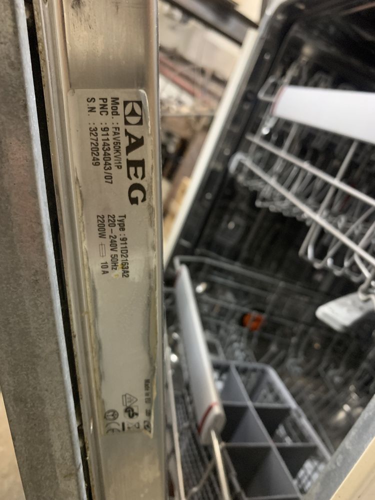 Посудомийна машина AEG 60 см. вбудована