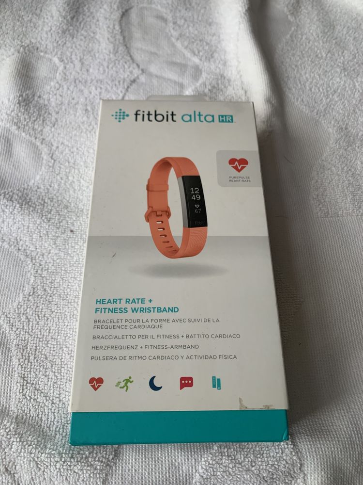 fitbit alta HR smatrwatche