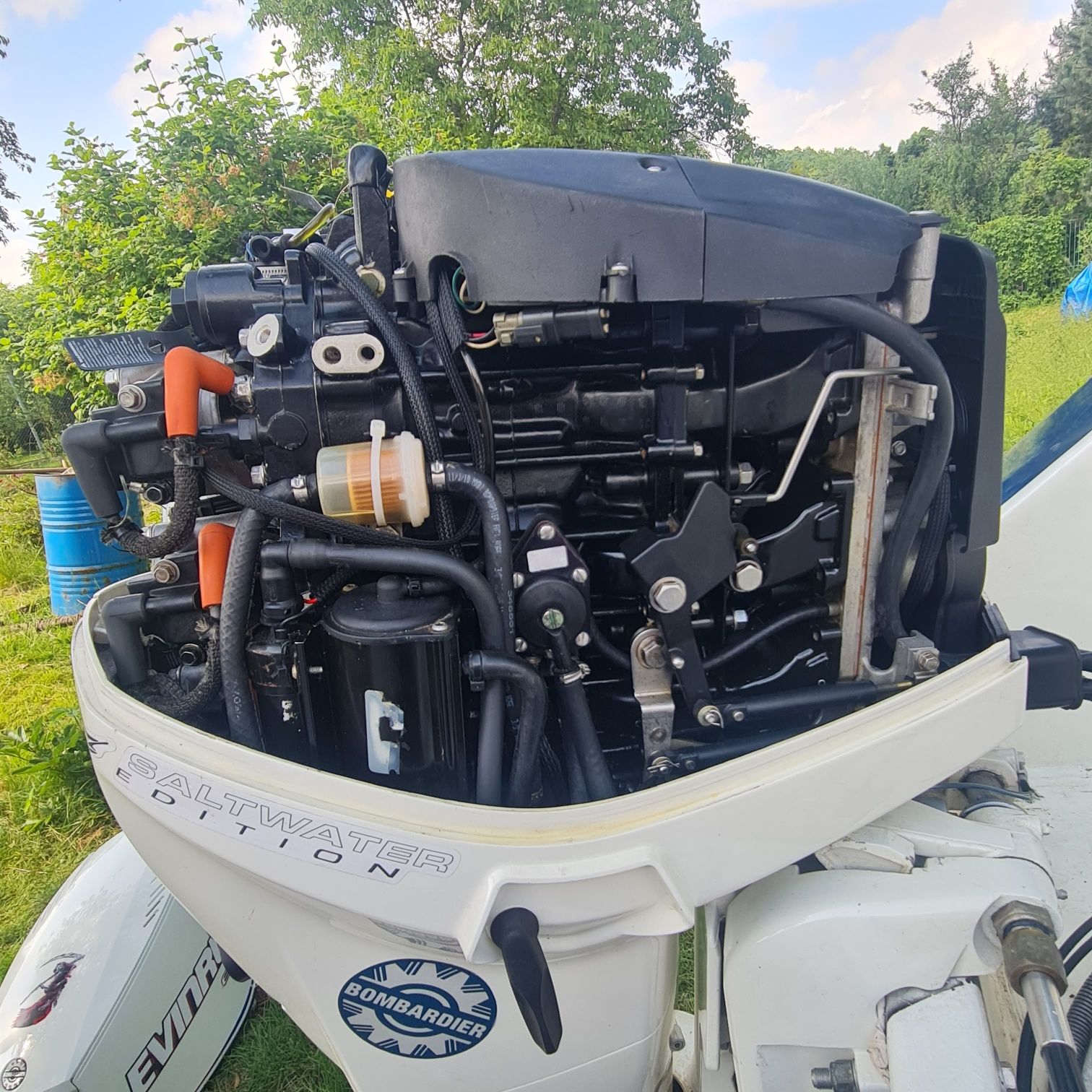 Evinrude etec 90