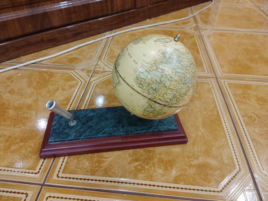 Глобус на стол органайзер для ручки