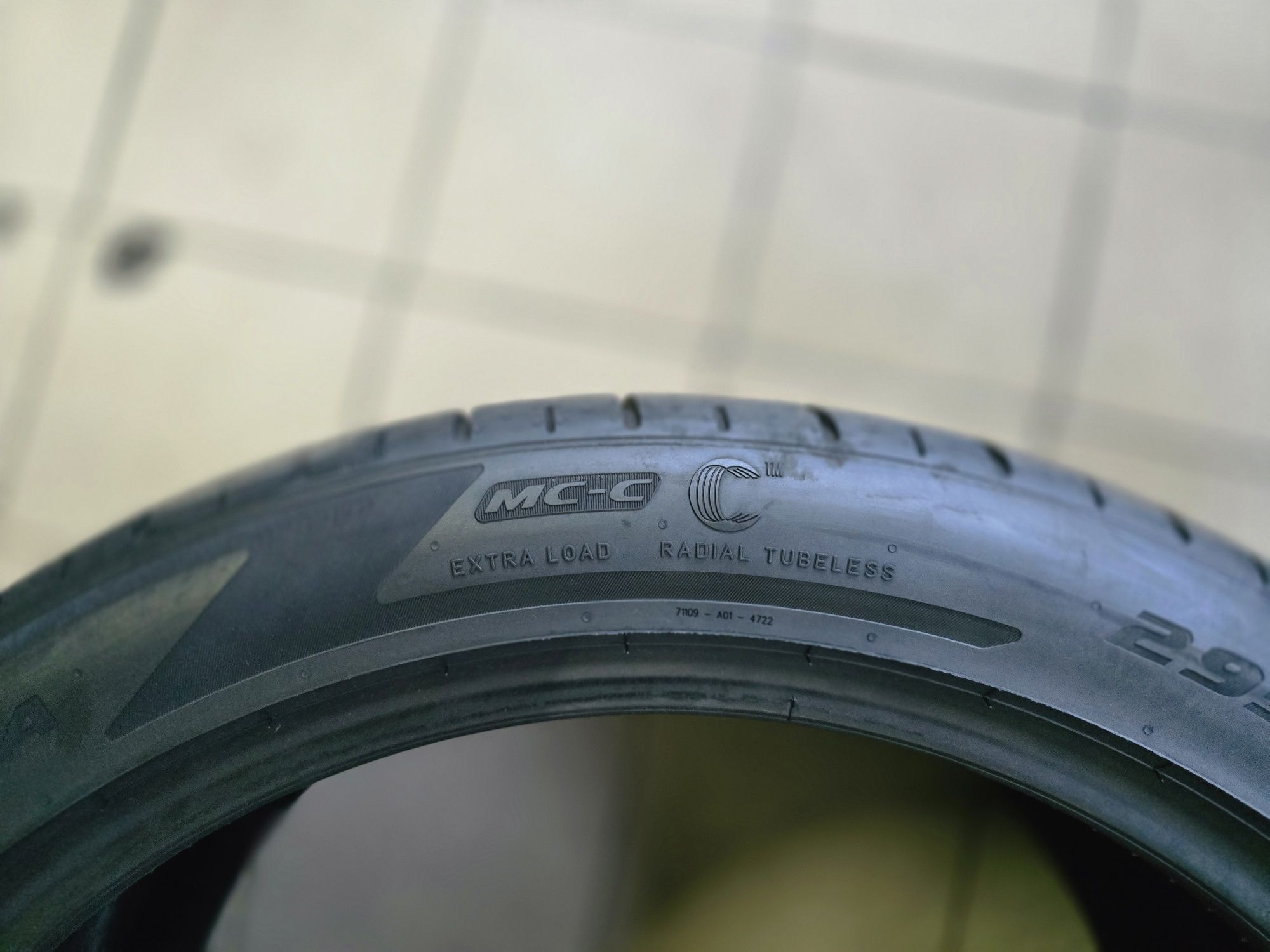 Pneus 295/35 R20 Pirelli P Zero Corsa PZC4 MC-C – 99%