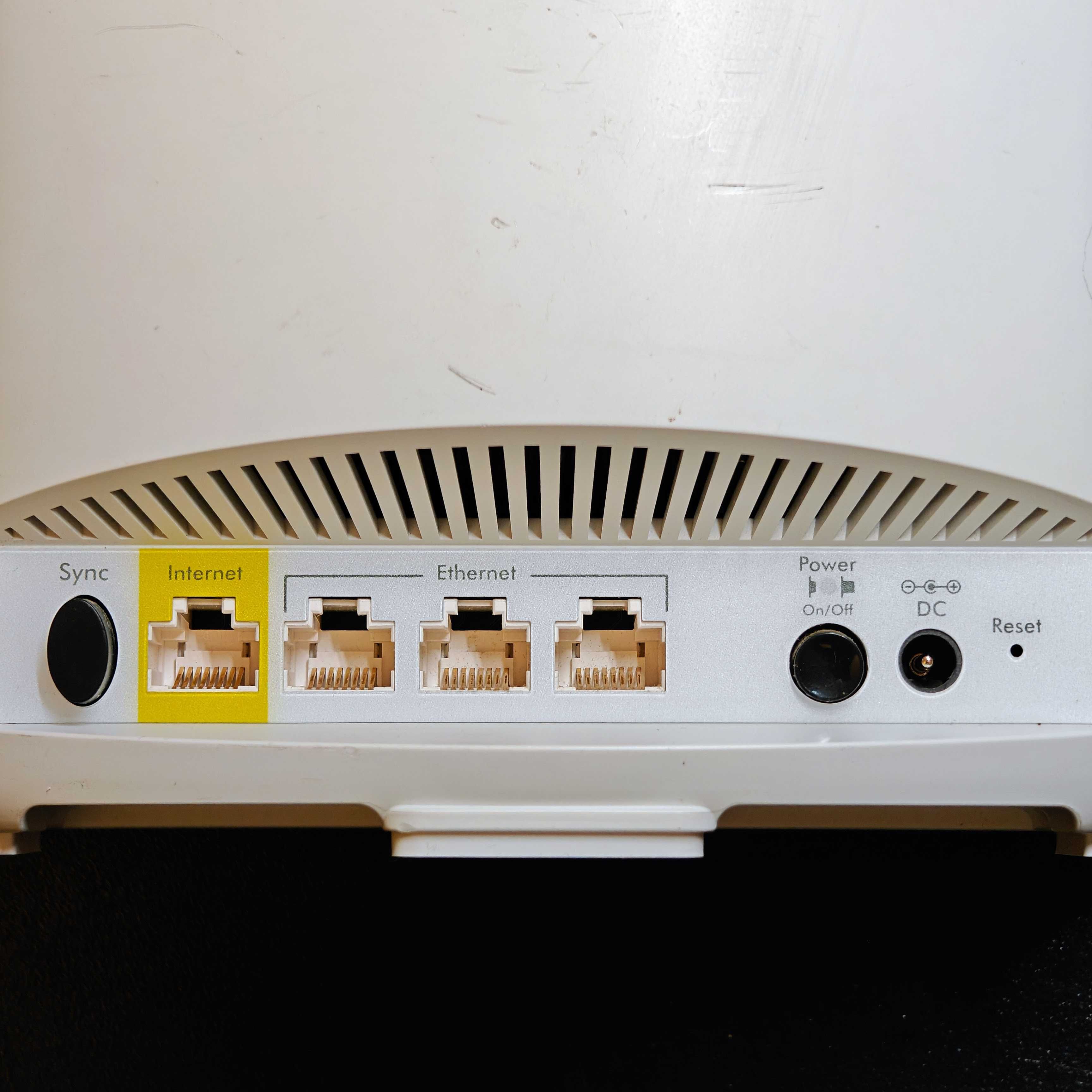 Router Netgear Orbi Router RBR50v2