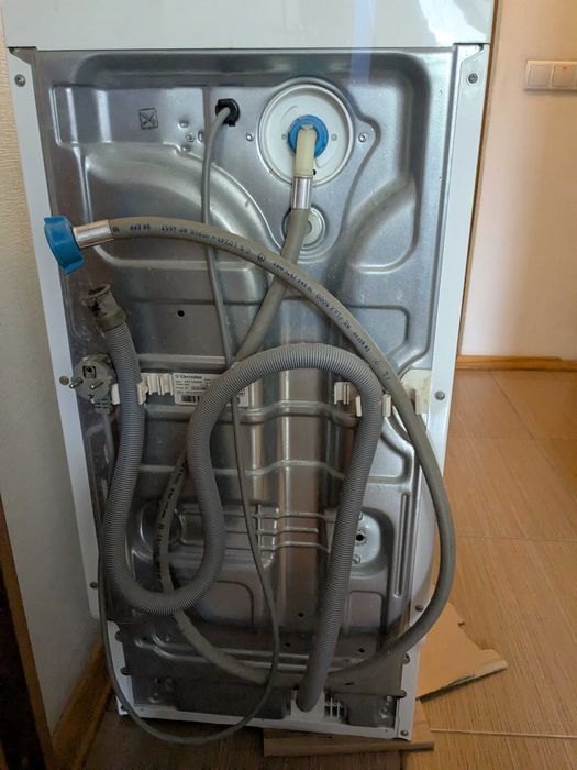 Пральна машина Electrolux EWT13420W / 5.5кг б/в