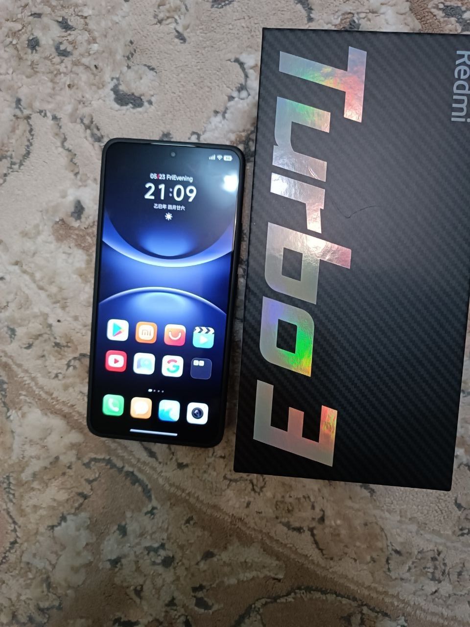 Продам redmi turbo 3/poco f6, ідеал 43 цикли