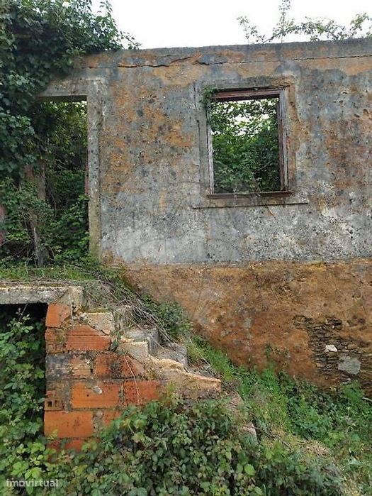 Moradia T1 para venda