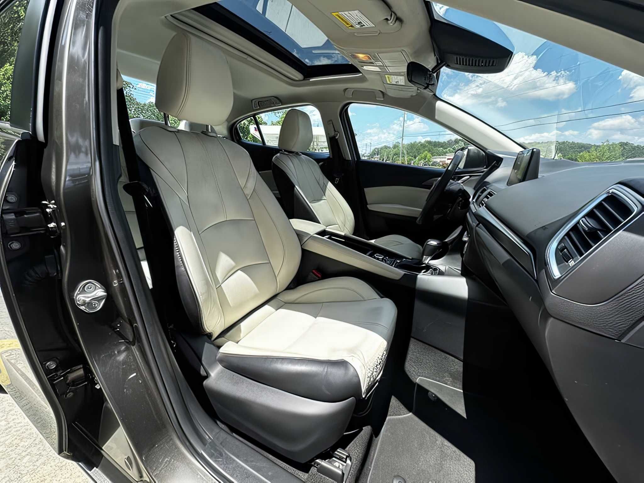 2017  Mazda 3 Grand Touring