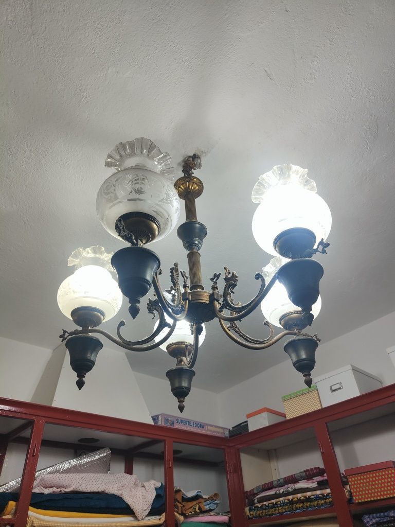 2 Candeeiros Antigos