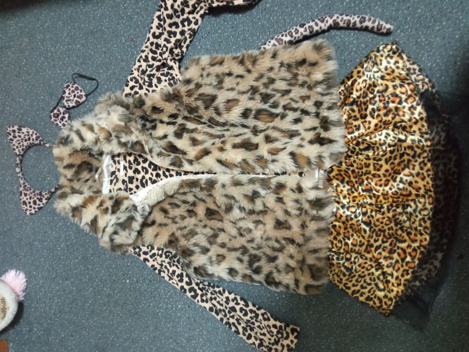 Прокат новорічні костюми ,лисичка,сорока,цукерка,фея,леопард,зайчик,пр