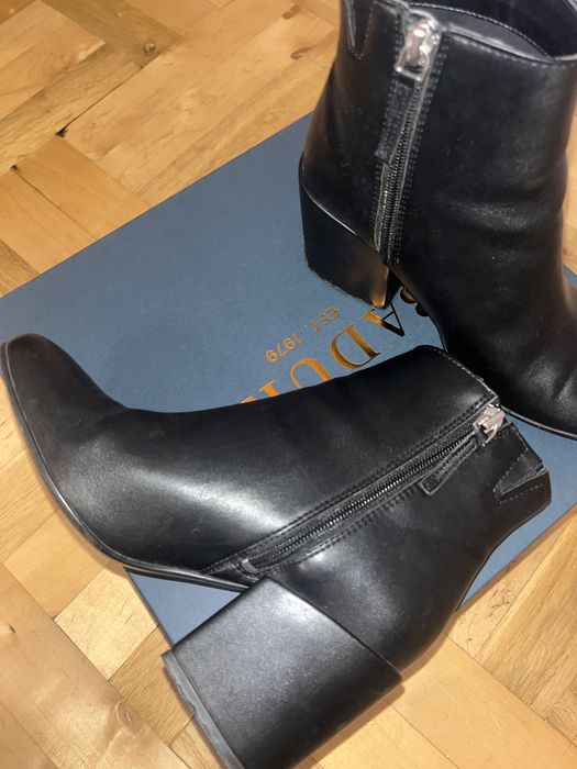 Czarne eleganckie buty botki na klocku rozmiar 38