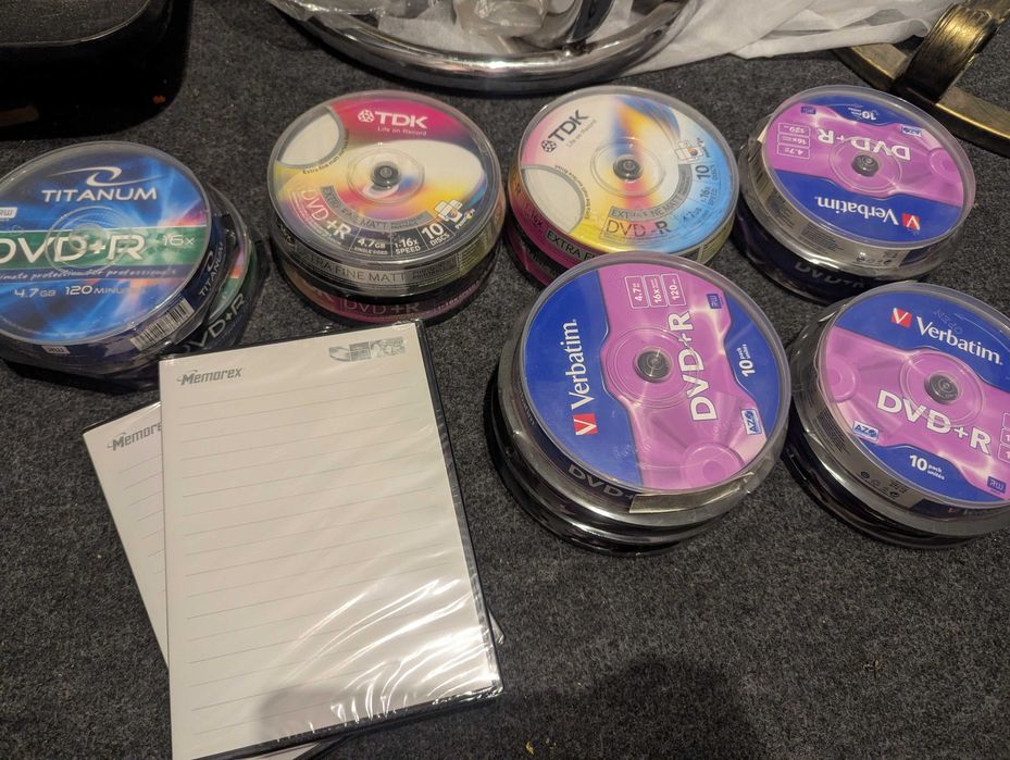 Zestaw płyty DVD 130szt +GRATIS