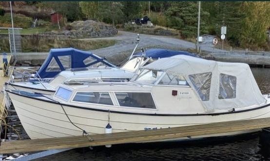 Łodź motorowa Houseboat Sjømann 670x 220cm silnik 15 koni