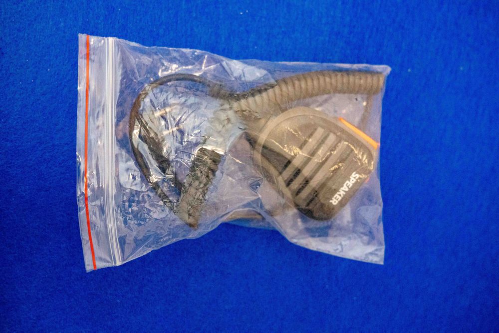 Microfone PTT para radio Walkie Talkie Bintilk, novo na embalagem.