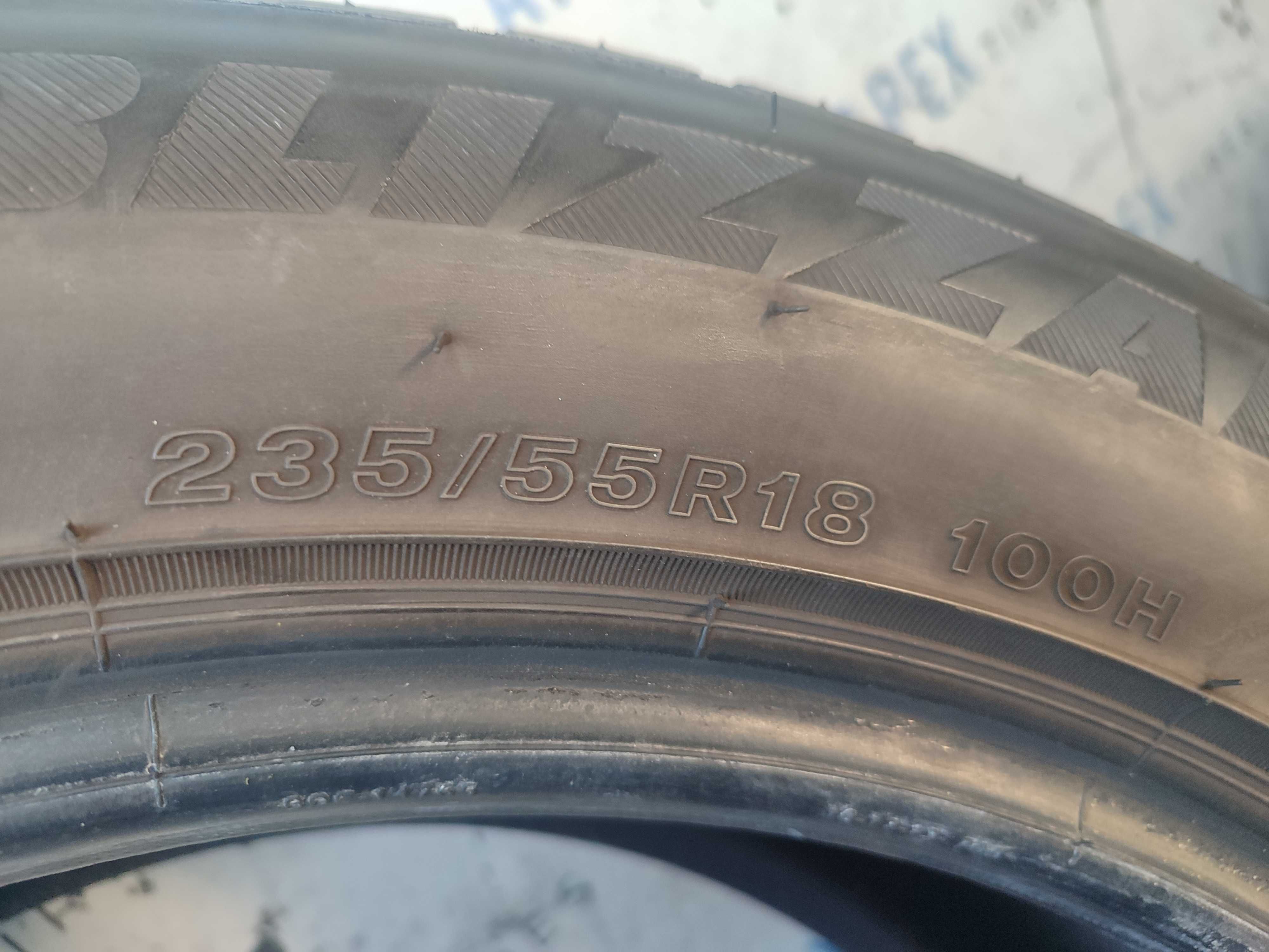 Зимові шини 235/55R18 Bridgestone Blizzak LM-80 EVO