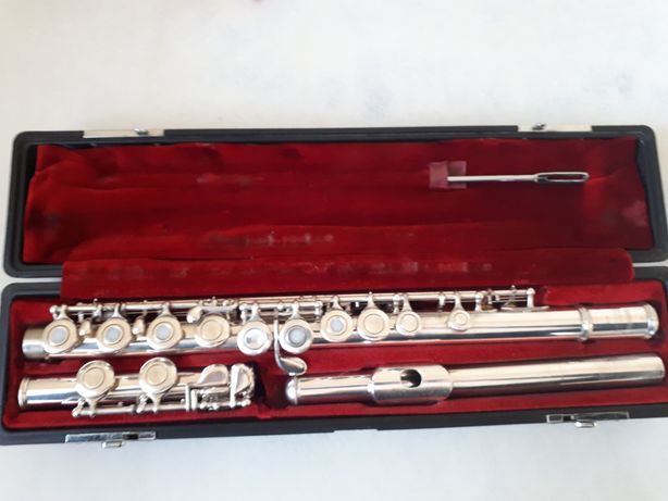 Продам флейту YAMAHA 361 -Made in Japan,c серебрянной головкой!-530$