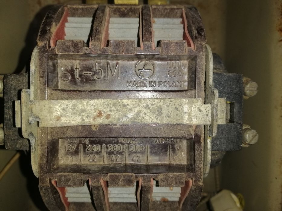 Магнітні пускачі великої потужності