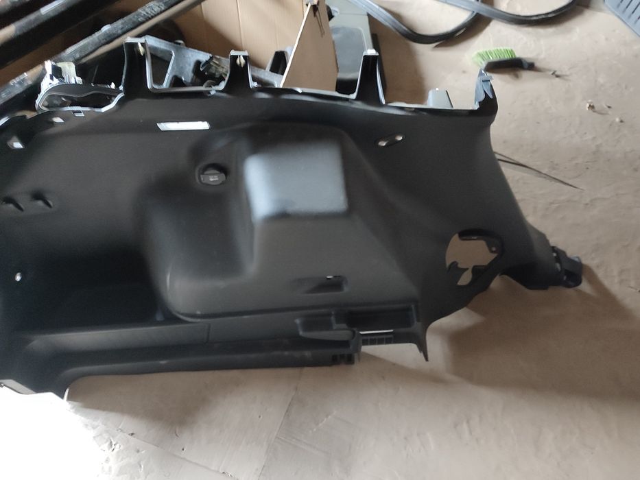 Карта багажника jeep cherokee kl обшивка багажника джип чероки