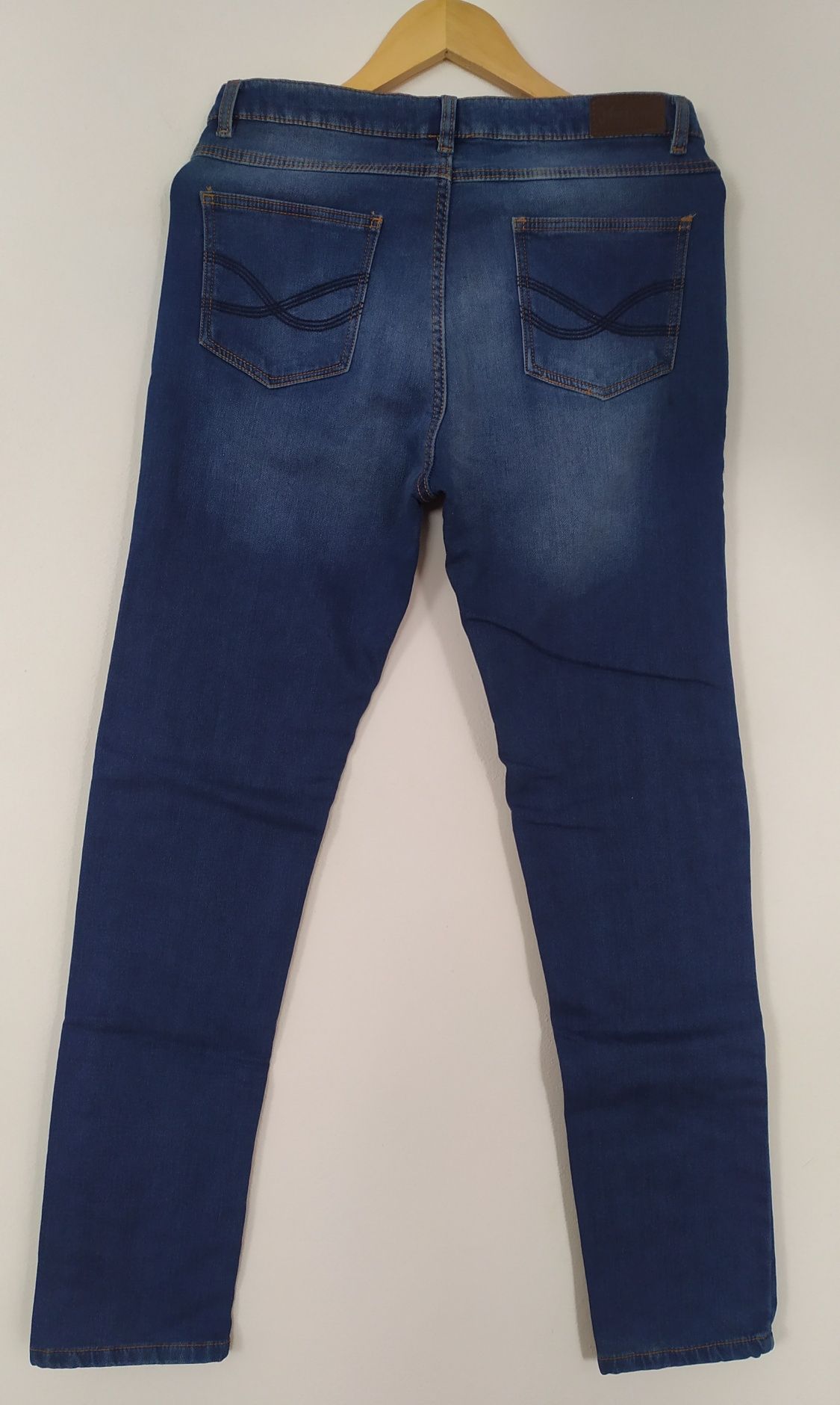 JOHN BANER nowe jeansy rurki z elastanem r. 40