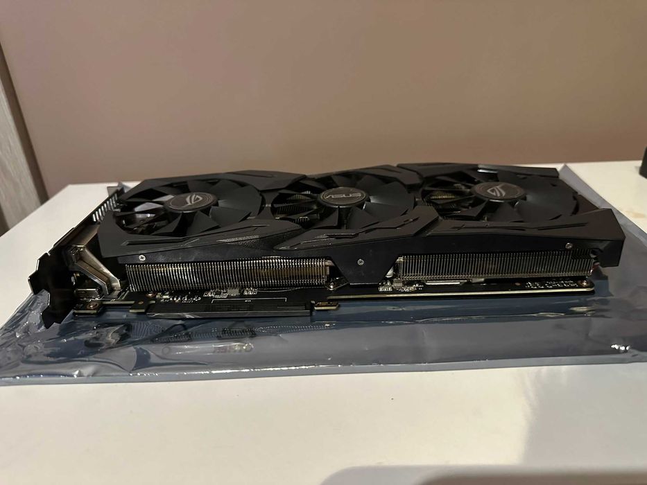 Asus GeForce GTX 1060 6GB ROG STRIX uszkodzona