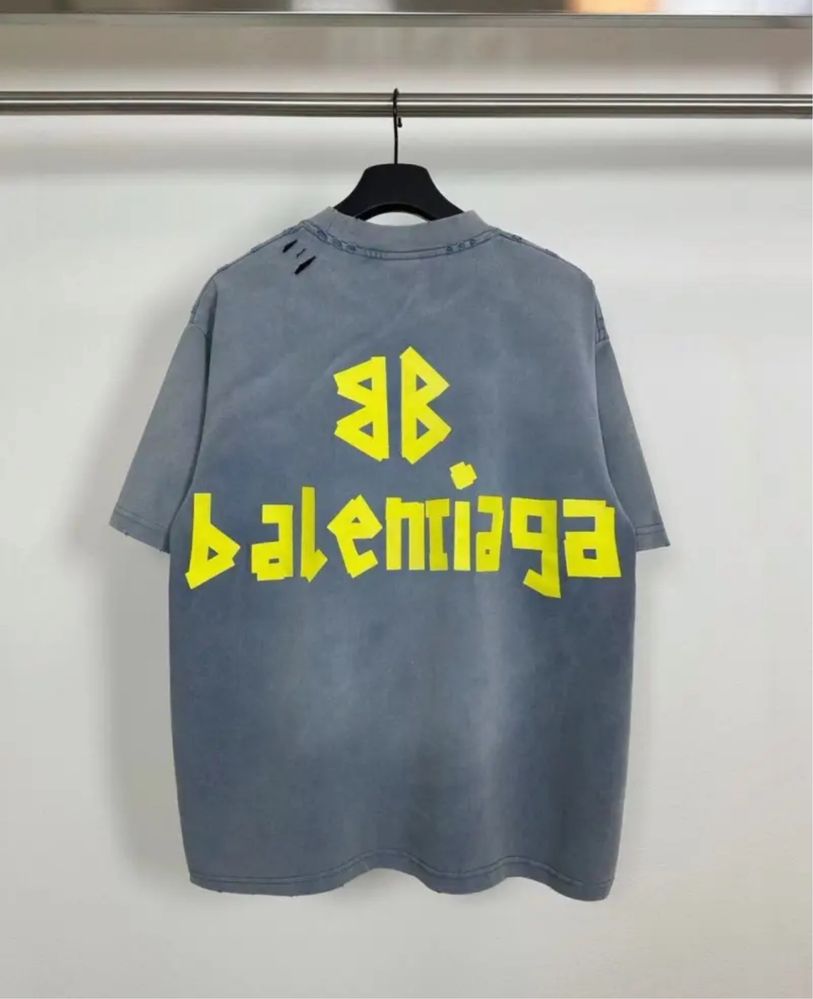 Balenciaga футболка