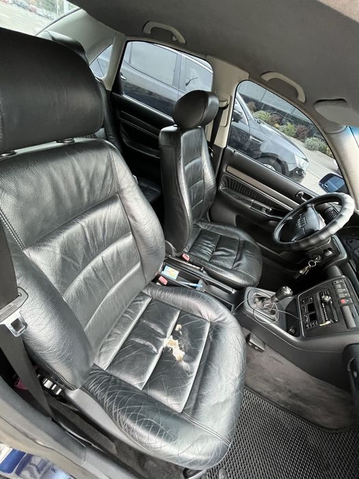 Продам Audi a4 b5 1.8 бензин