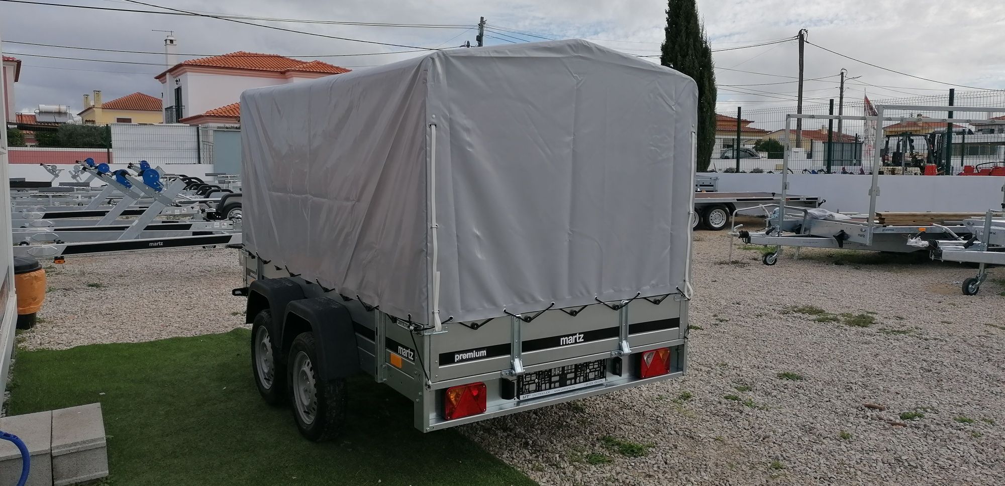 Atrelado MARTZ PREMIUM 2,65M XL NOVO lona de cobertura