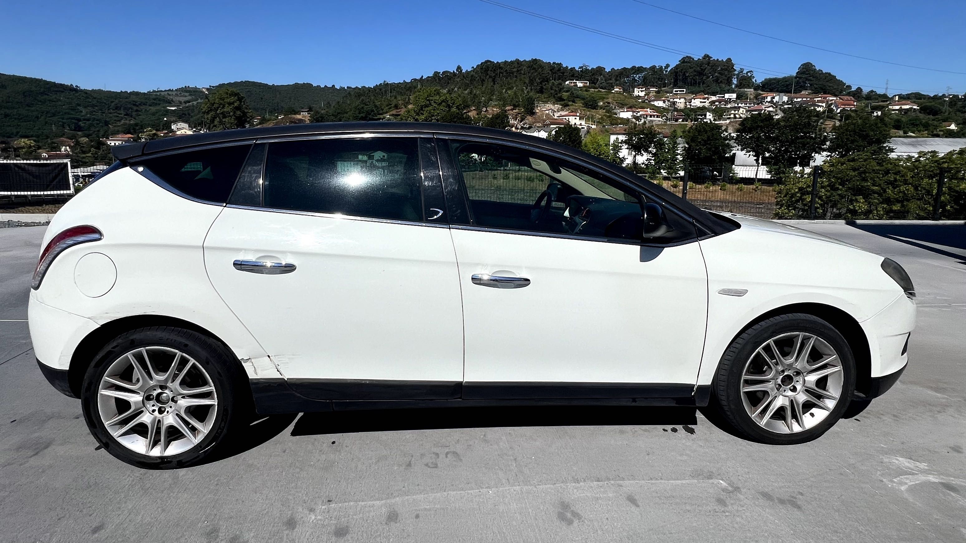 Lancia delta 1.6 M-Jet de 09