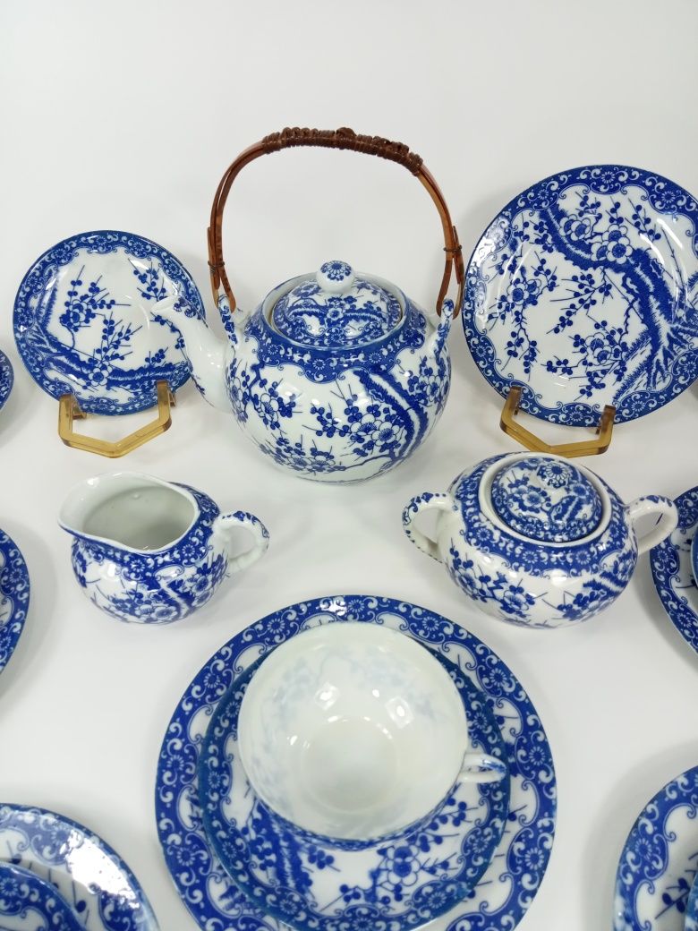 Zestaw japońskiej porcelany