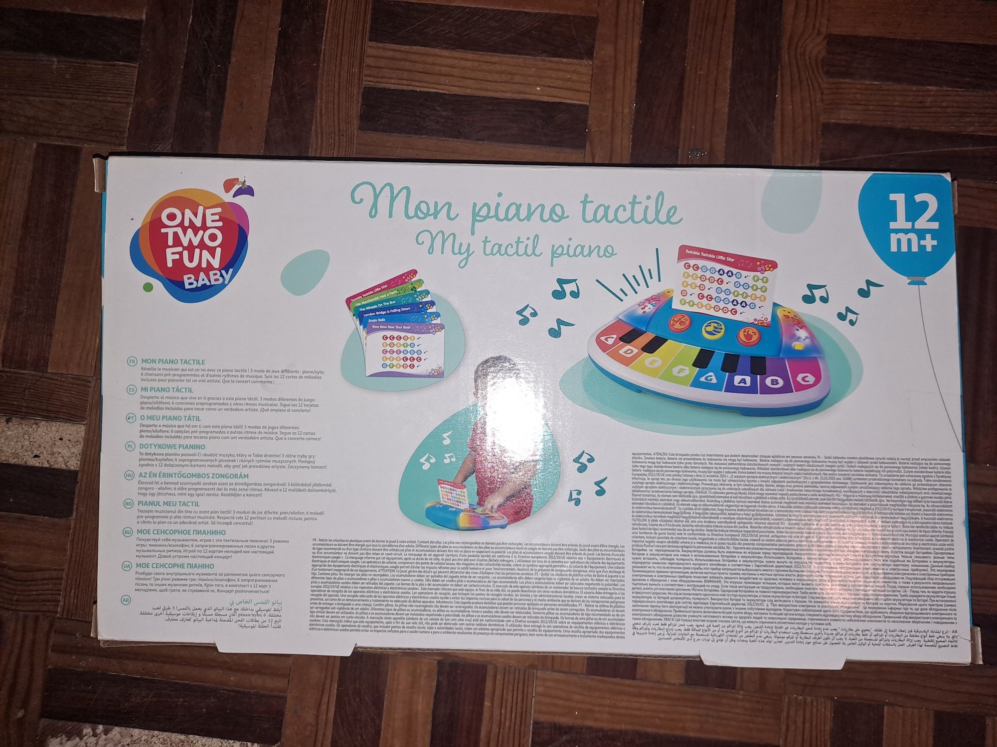 Piano tatil bebé 12m+ Novo na caixa
