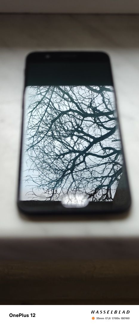 Smartfon OnePlus 5