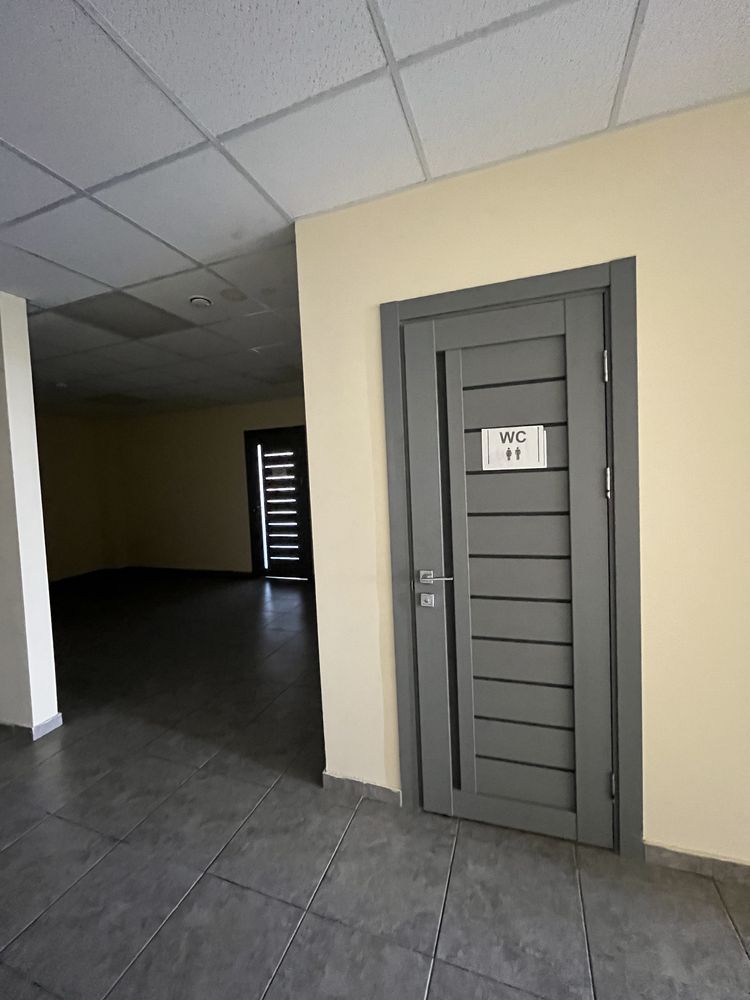 Оренда офісів від 34м2 до 77 м2 р-н площі 700 річ.