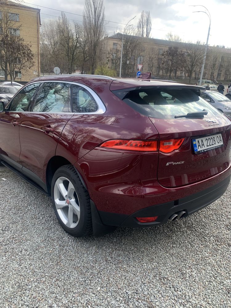 Продається Jaguar F-Pace