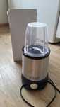 Blender kielichowy Russell Hobbs, srebrny/szary
Moc 700 W,