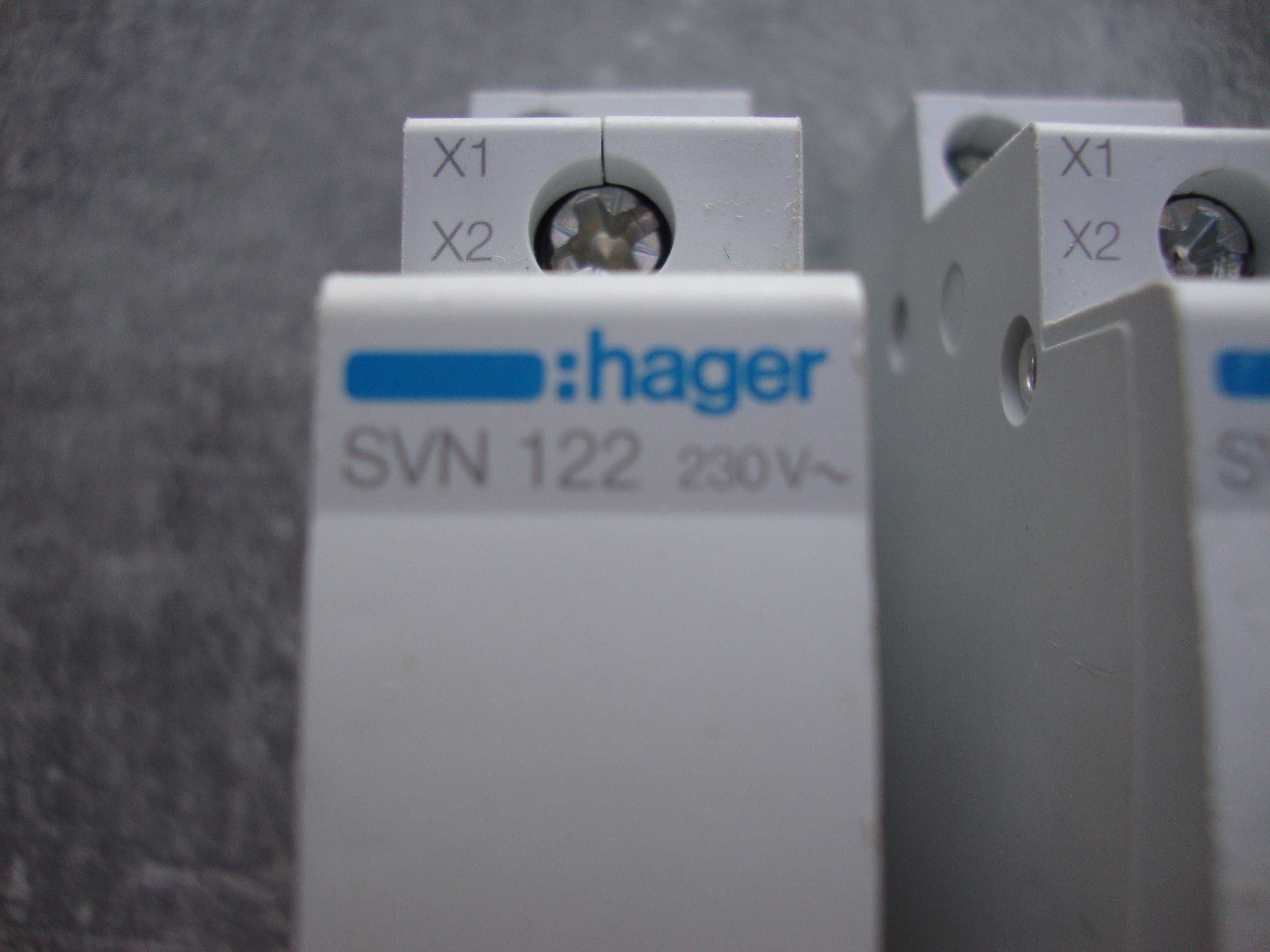Zestaw 3 sztuki HAGER SVN122 lampka sygnalizacyjna LED czerwona 1F 230
