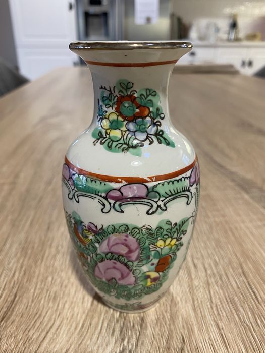 Jarra de porcelana chinesa, pintada à mão, família rosa