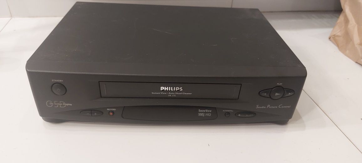 Magnetowid VHS Philips VR175