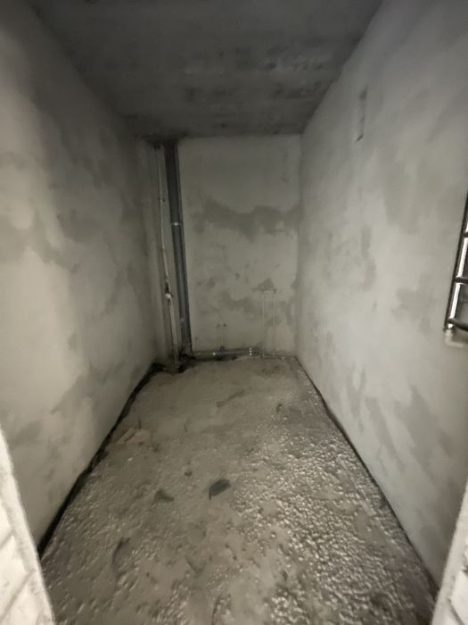 Продаю 3к .кв. новострой в центре Садовая