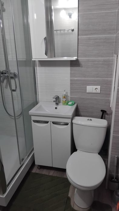 Здам 1но кімнатну квартиру вул. Довженко ,7поверх