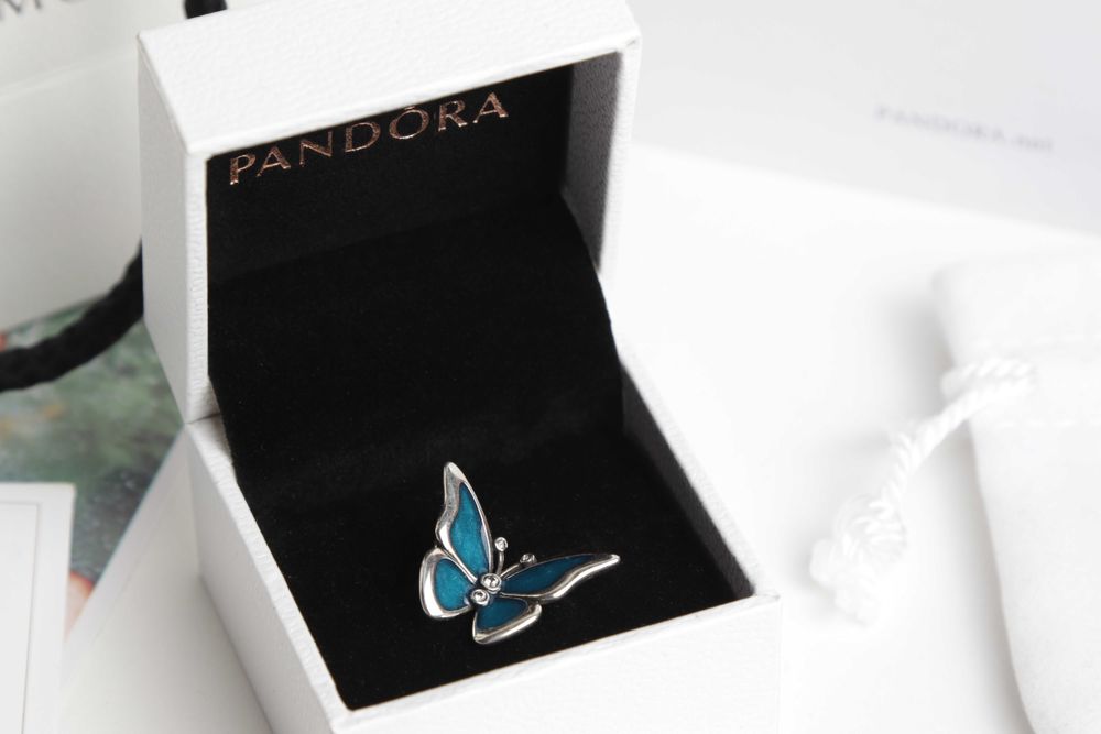 Намистина Pandora "Великий метелик" срібло s925
