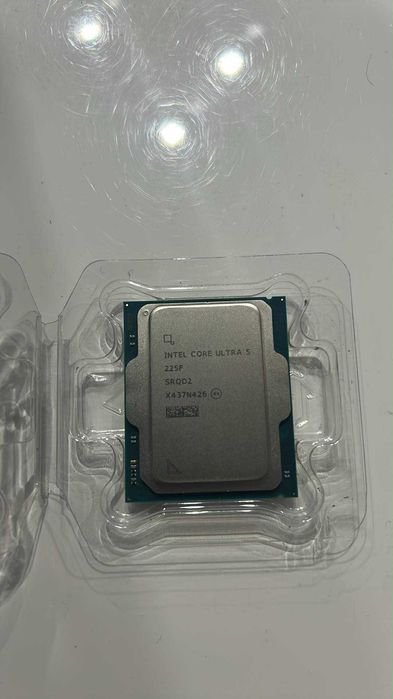 Procesor Intel core ultra 5 225F