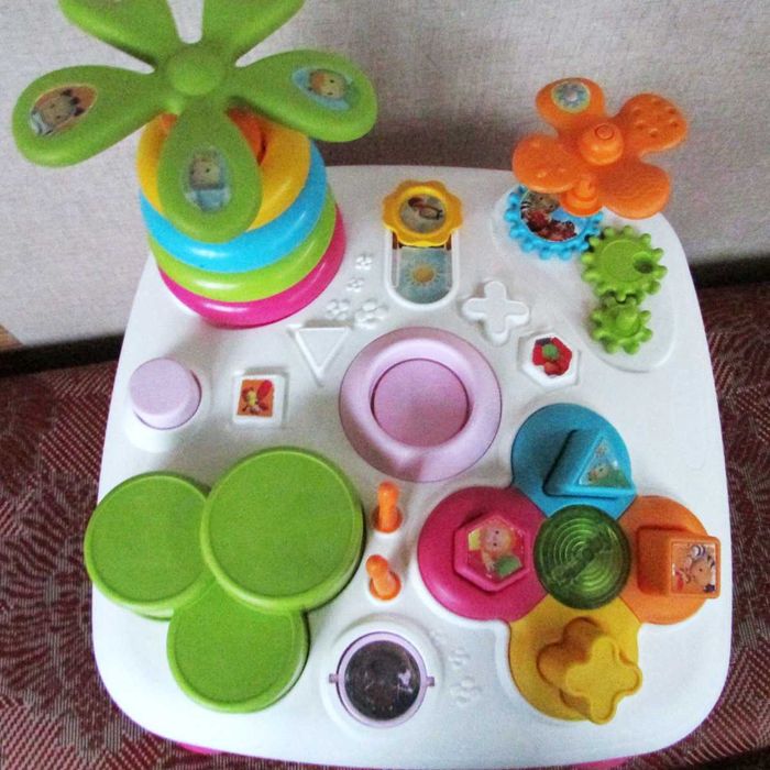 Дитячий розвиваючий ігровий столик Cotoons Smoby