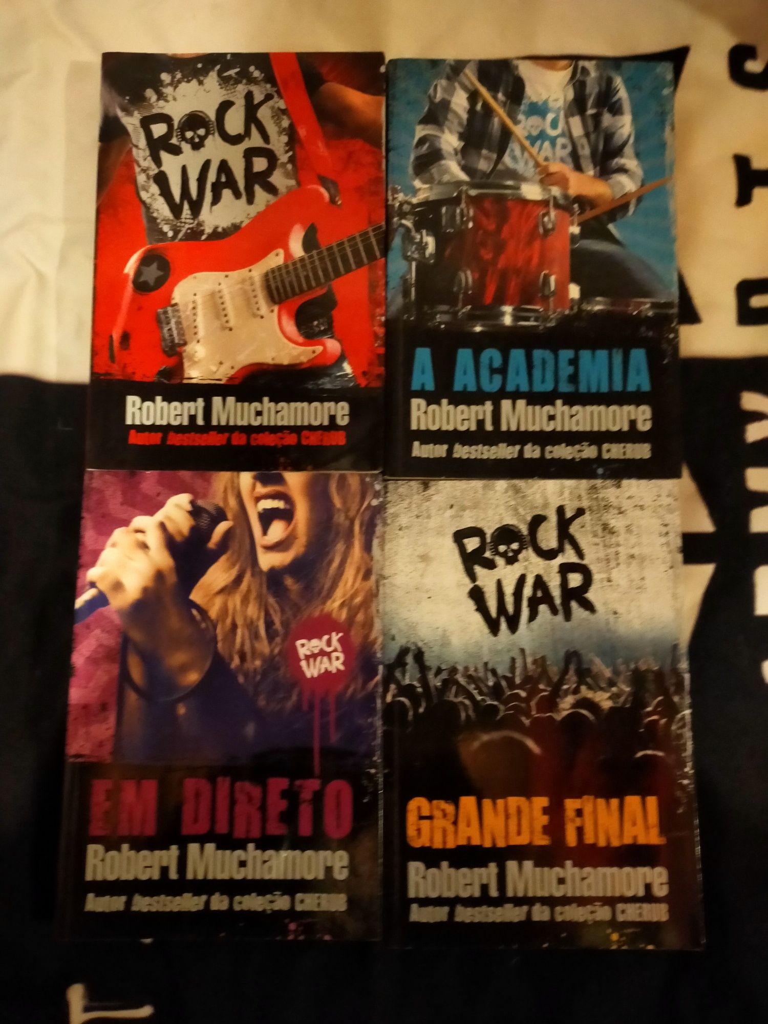 Livros Coleção "Rock War"