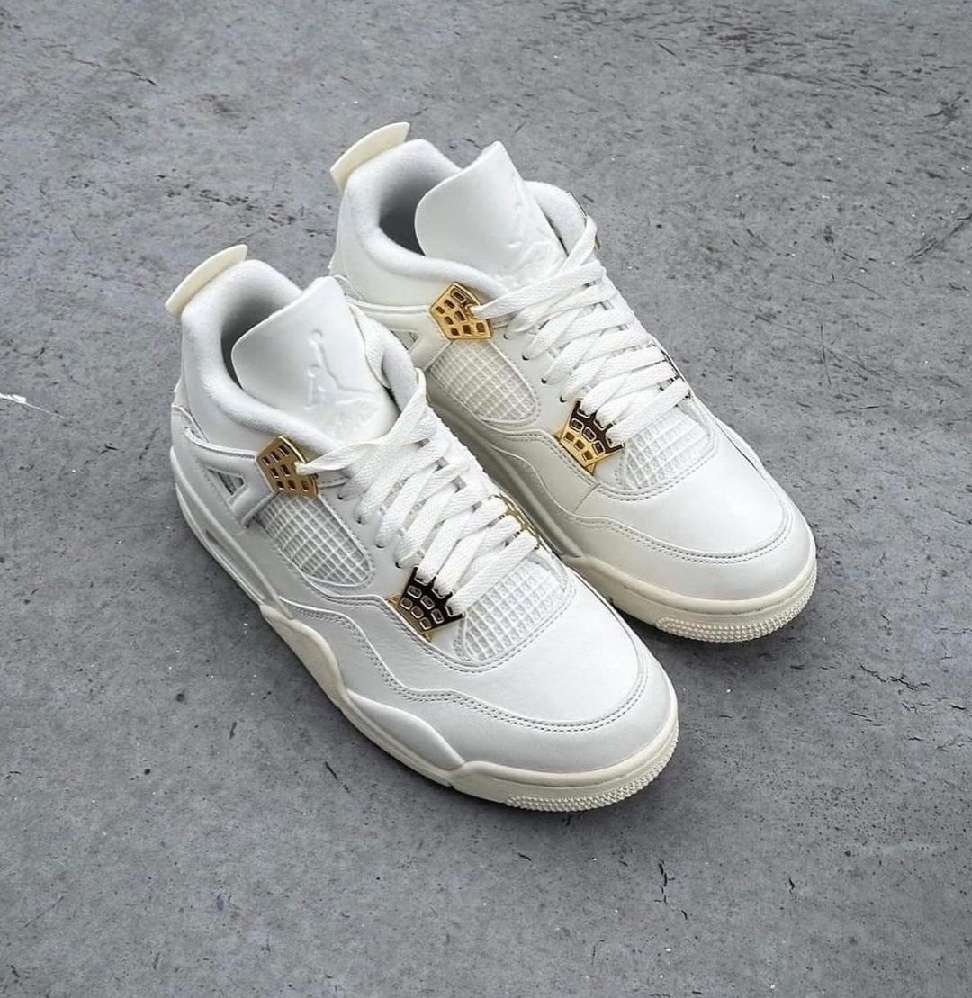 Air Jordan 4 Retro White & Gold  36.5