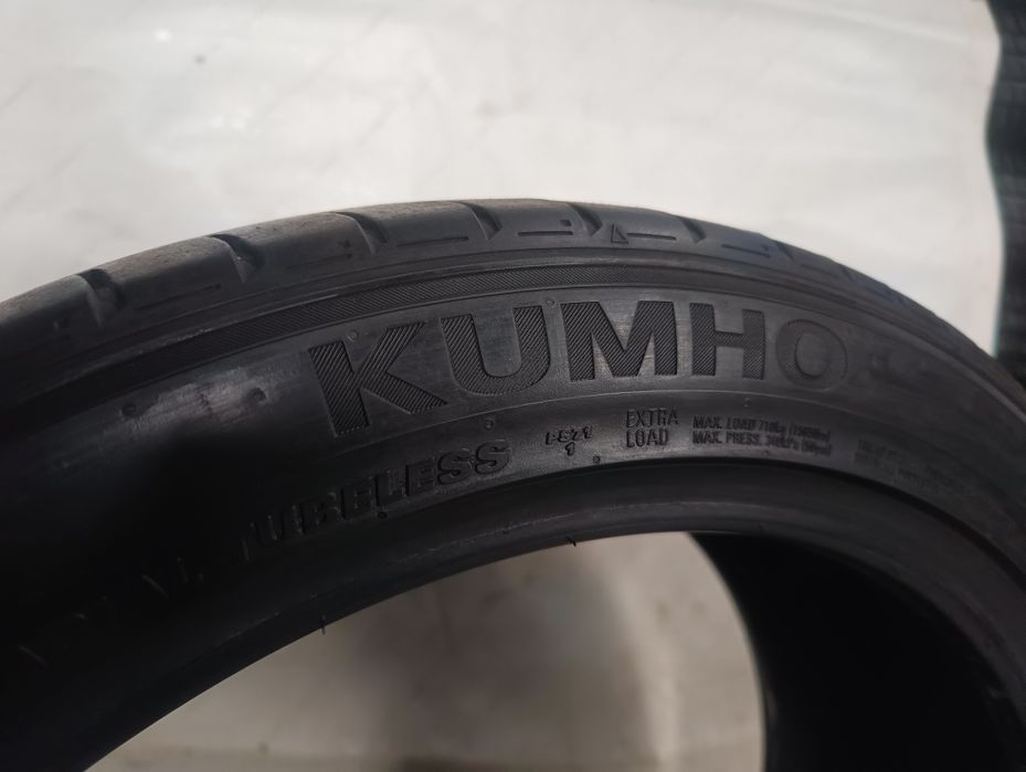 Dwie używane opony Kumho Ecesta 225/45/19 lato
