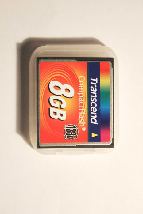 Карта памяти Compact Flash 8 GB