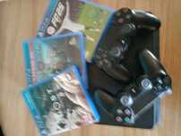 PS4 SLIM 2 pady 3 gry