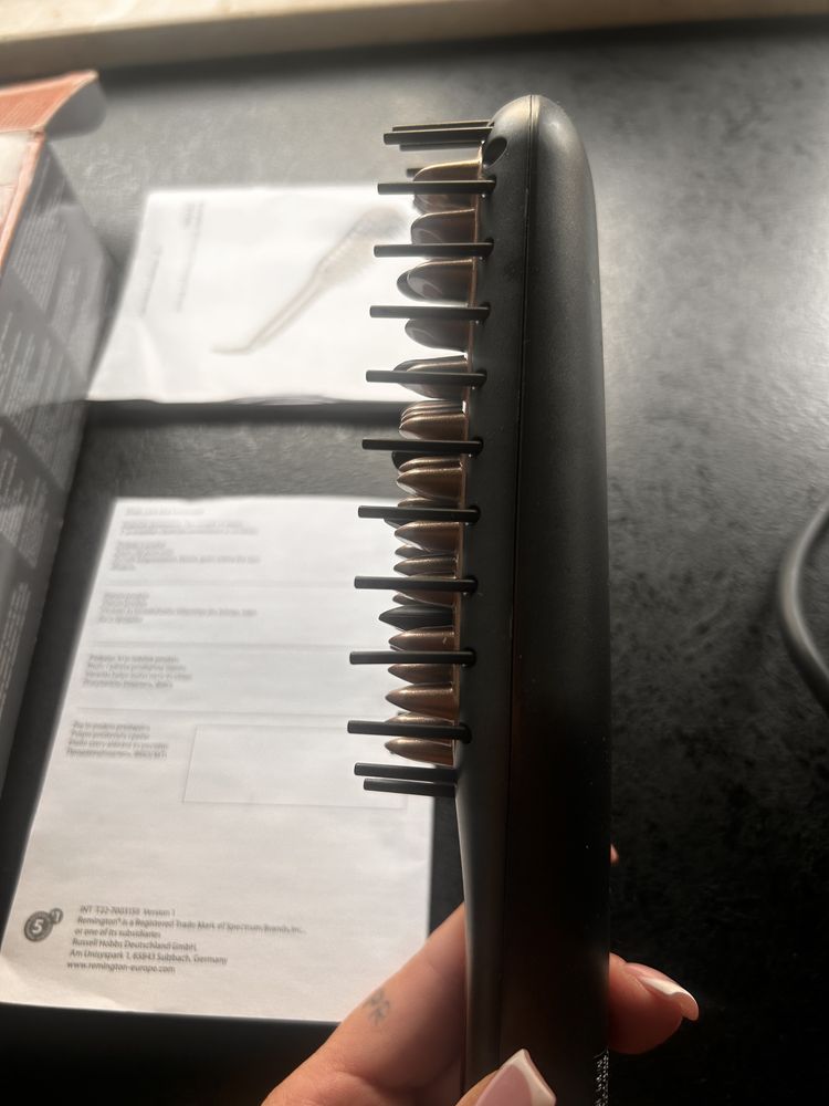 Remington szczotka prostujaca włosy nowa